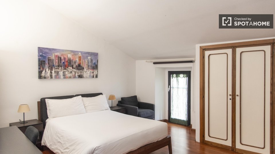 Immagine 18 di Ufficio in affitto  in Piazza di S. Egidio a Roma