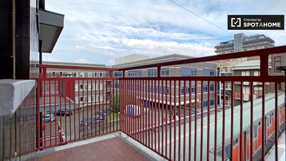 Immagine 16 di Ufficio in affitto  in Via Privata Viserba a Milano