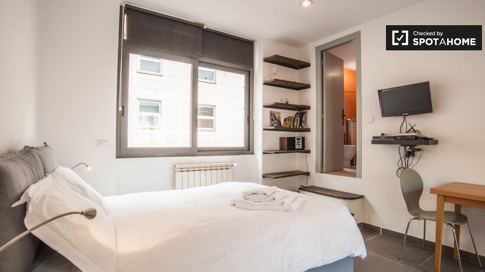 Immagine 7 di Ufficio in affitto  in Via Luigi Pianciani, 00185 Roma RM, Italy a Roma