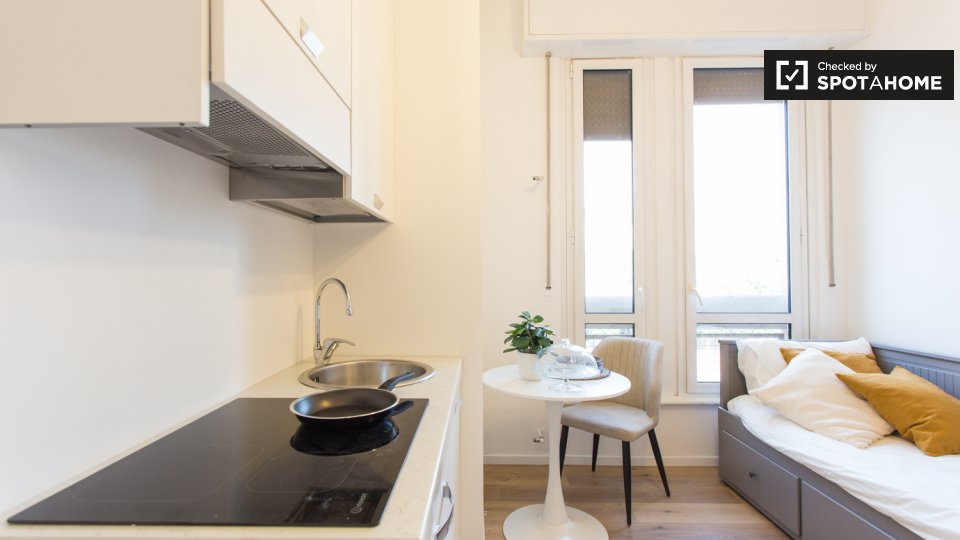 Immagine 3 di Ufficio in affitto  in Viale Gorizia a Milano