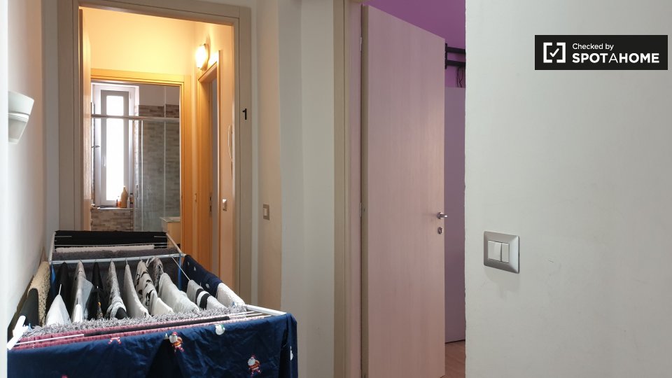 Immagine 12 di Appartamento in affitto  in Via Bordighera a Milano