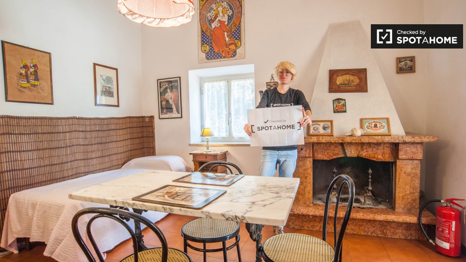 Immagine 11 di Appartamento in affitto  in Via dei Gonzaga a Roma