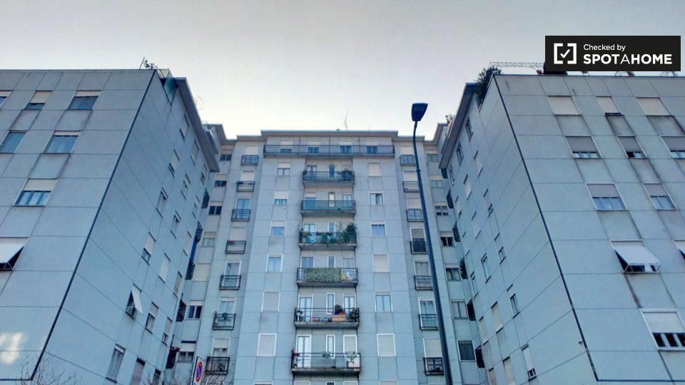 Immagine 15 di Camera condivisa in affitto  in Via Mamiani Terenzio a Milano