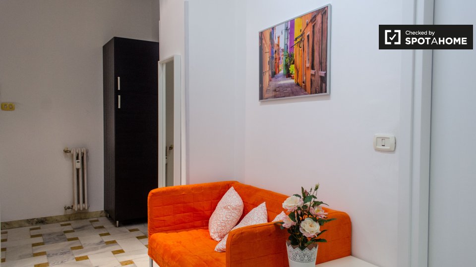 Immagine 18 di Camera condivisa in affitto  in Circonvallazione Nomentana a Roma