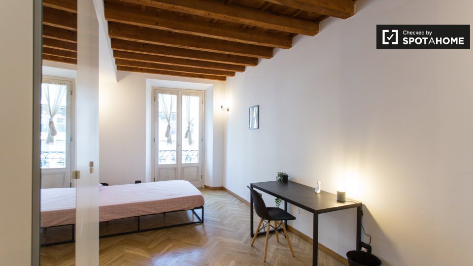 Immagine 18 di Camera condivisa in affitto  in Corso Venezia a Milano
