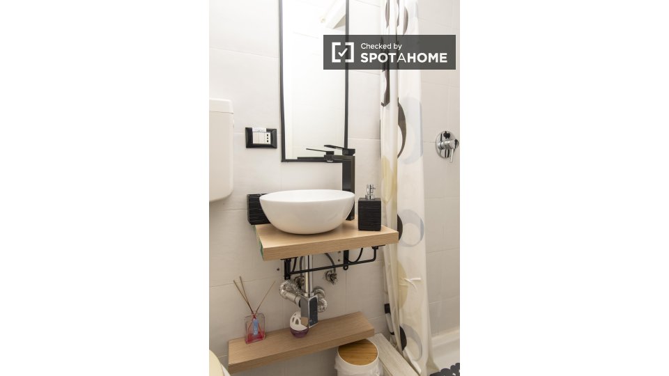 Immagine 2 di Ufficio in affitto  in Via Nicolò V a Roma