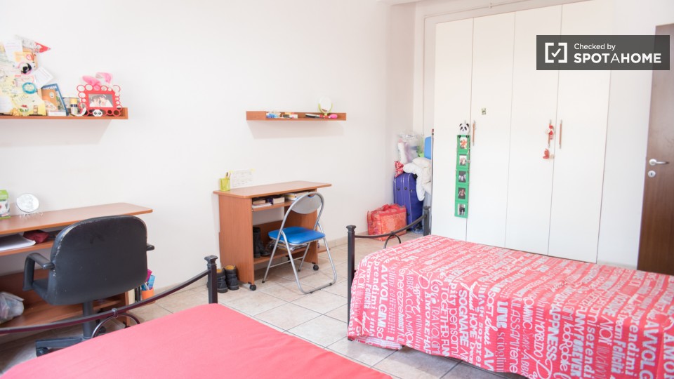 Immagine 13 di Camera condivisa in affitto  in Via Ostiense a Roma