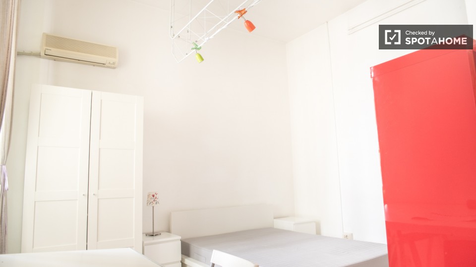 Immagine 5 di Camera condivisa in affitto  in Via Salaria a Roma