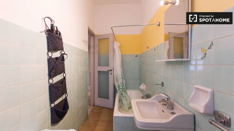 Immagine 8 di Appartamento in affitto  in Via Giovanni Segantini a Milano