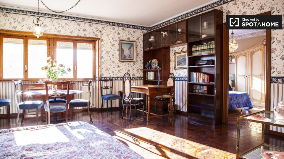 Immagine 4 di Appartamento in affitto  in Viale Cesare Pavese a Roma