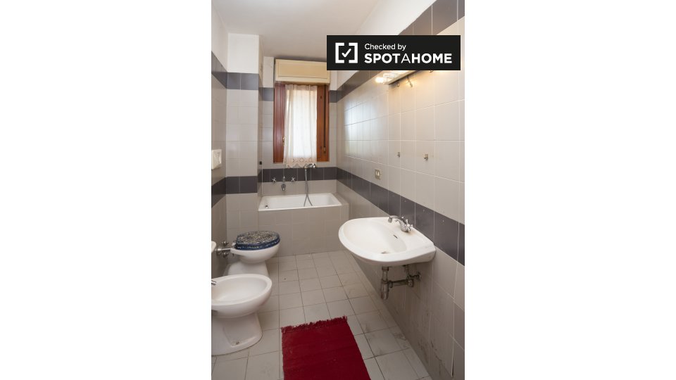 Immagine 13 di Camera condivisa in affitto  in Via Nicola Romeo a Milano