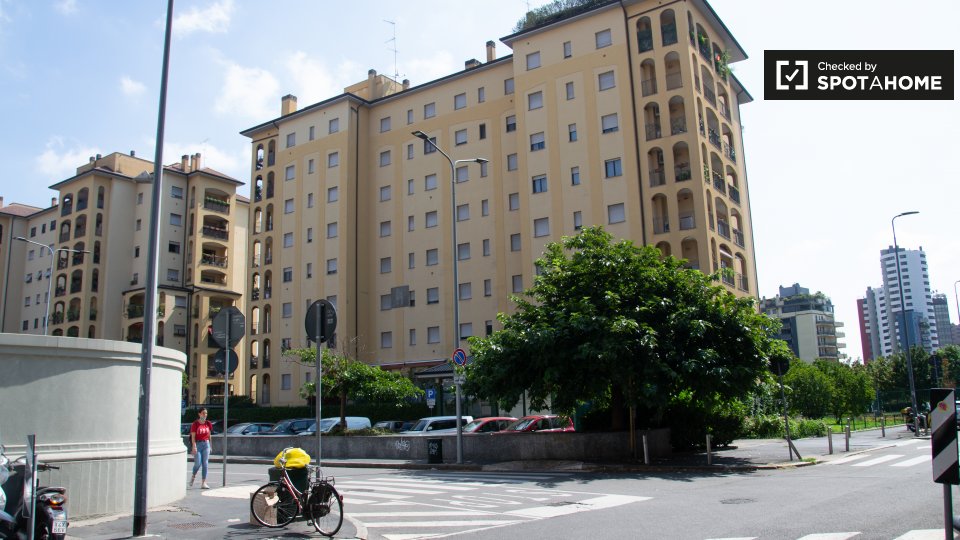 Immagine 8 di Ufficio in affitto  in Via Sannio, 20137 Milano MI, Italy a Milano