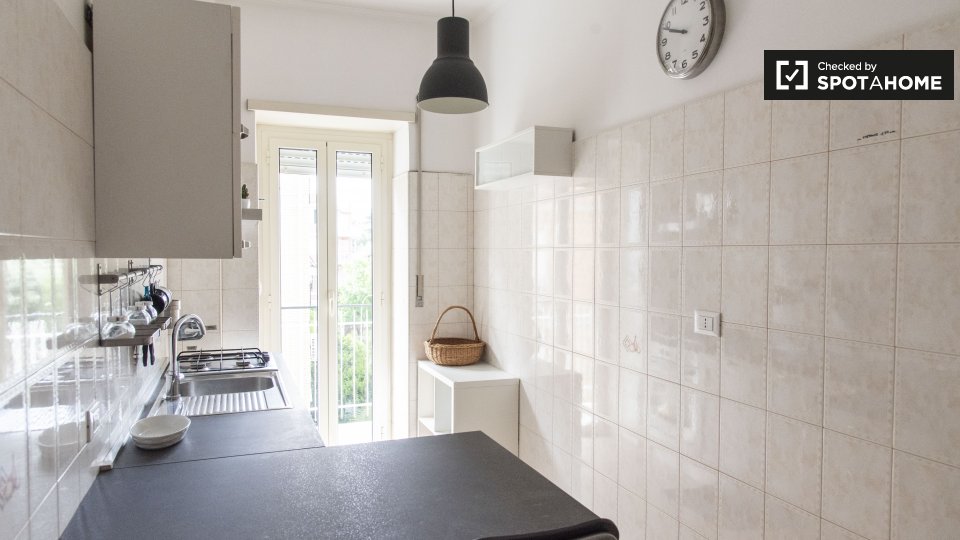 Immagine 8 di Appartamento in affitto  in Via Monte Bianco, 00141 Roma RM, Italy a Roma