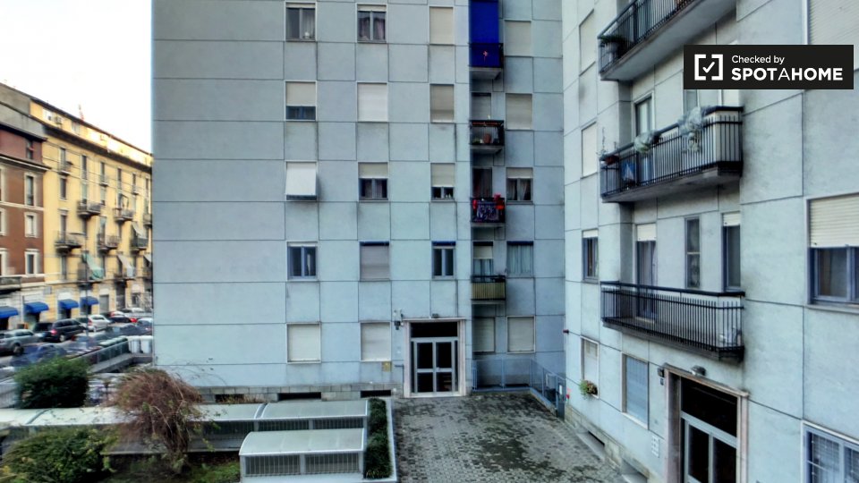 Immagine 9 di Camera condivisa in affitto  in Via Mamiani Terenzio a Milano