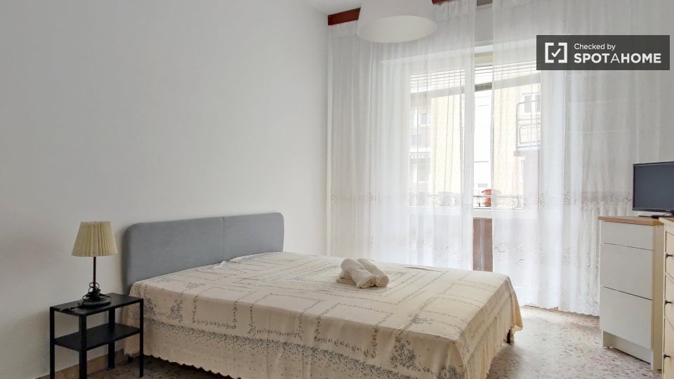 Immagine 1 di Camera condivisa in affitto  in Via Vincenzo Gioberti a Sesto San Giovanni