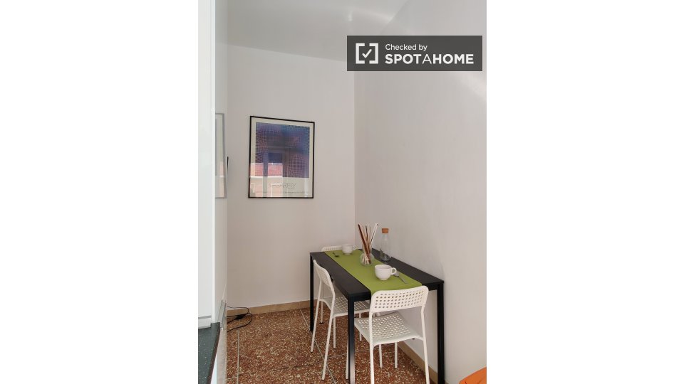 Immagine 8 di Camera condivisa in affitto  in Via Fratelli Rosselli a Milano