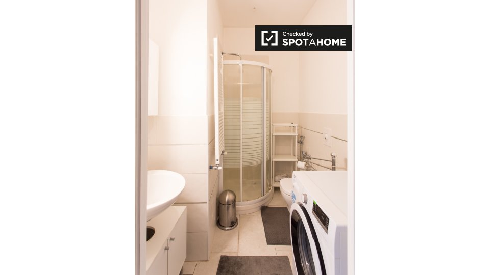 Immagine 9 di Ufficio in affitto  in Via Privata Carlo Montanari a Milano