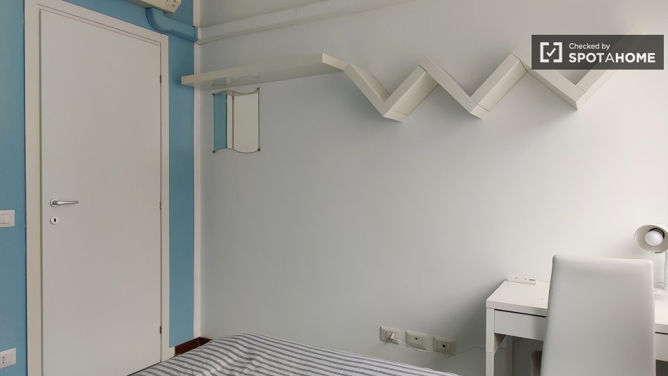 Immagine 3 di Camera condivisa in affitto  in Via Privata Pantelleria a Milano