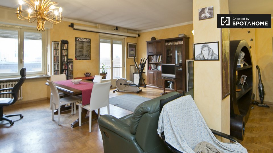 Immagine 4 di Camera condivisa in affitto  in Via Riccardo Sineo a Torino