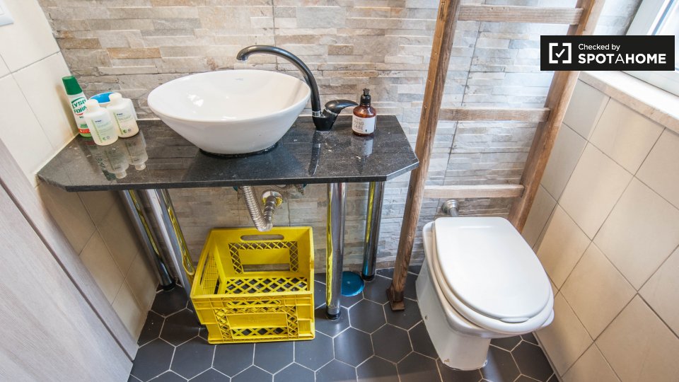 Immagine 7 di Ufficio in affitto  in Via Ettore Giovenale, 00176 Roma RM, Italy a Roma