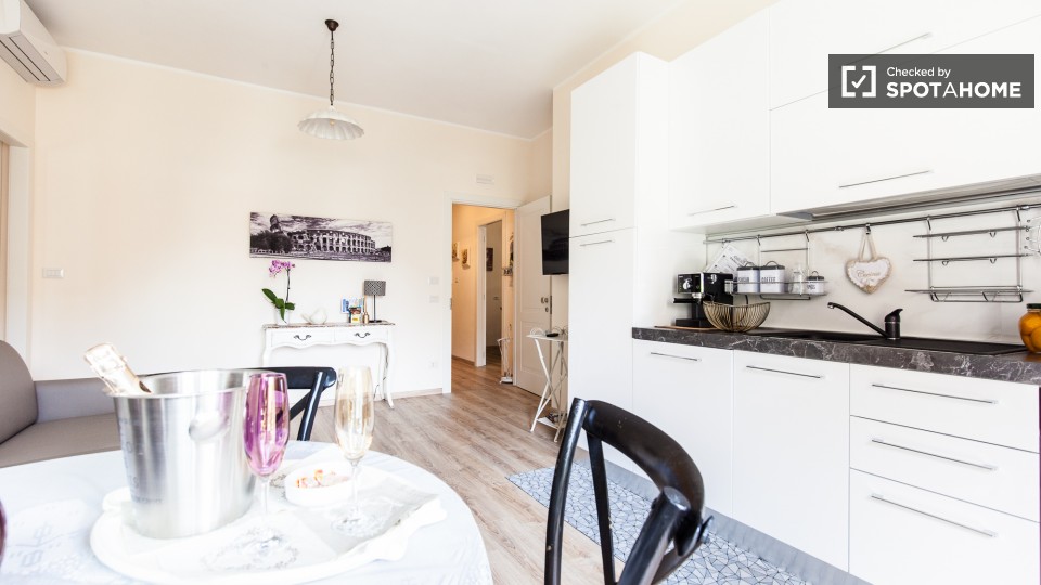 Immagine 4 di Appartamento in affitto  in Piazza Pio XI a Roma