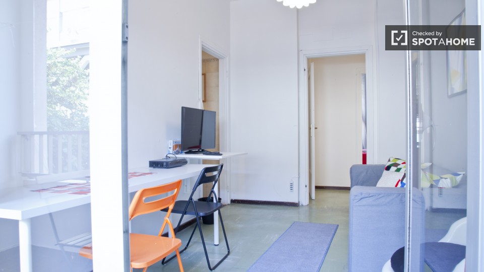 Immagine 12 di Camera condivisa in affitto  in Viale Libia a Roma