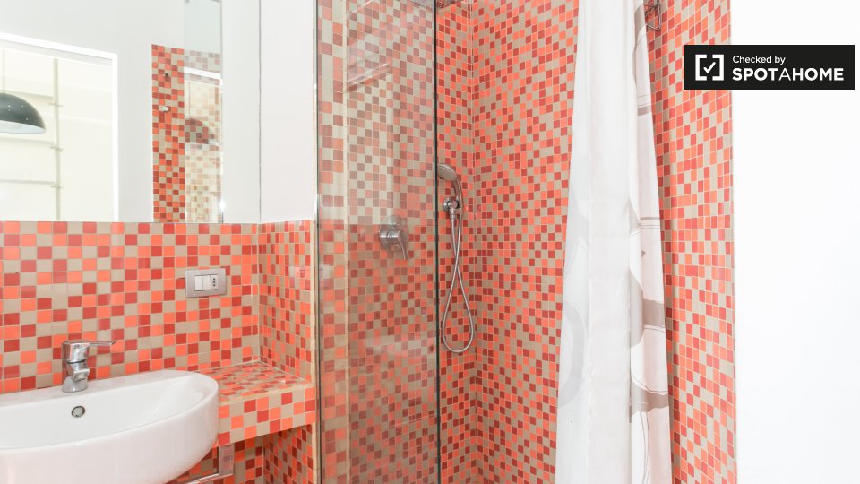 Immagine 8 di Ufficio in affitto  in Via Tristano Calco a Milano