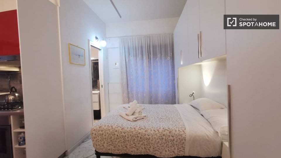 Immagine 8 di Ufficio in affitto  in Via Giovanni Aurispa a Roma