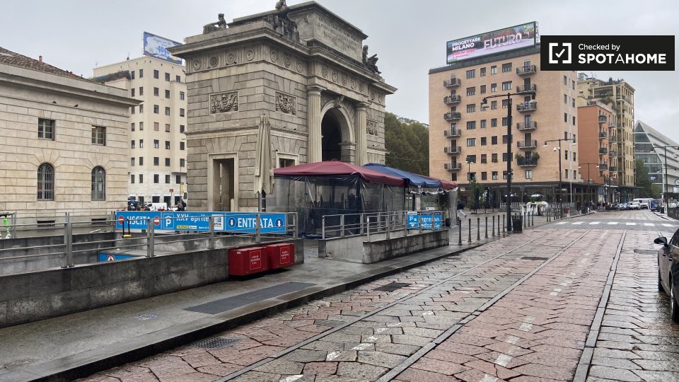 Immagine 17 di Camera condivisa in affitto  in P.za XXV Aprile a Milano