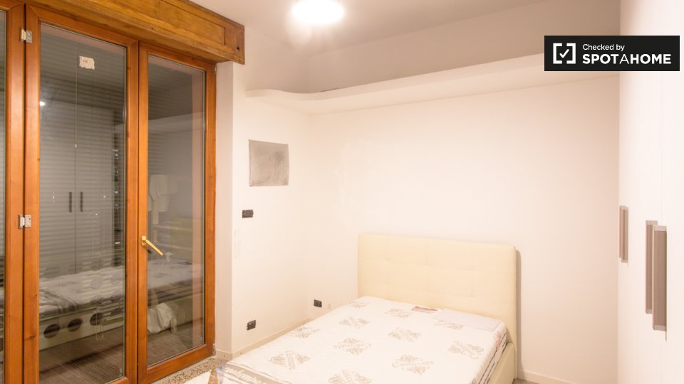 Immagine 4 di Camera condivisa in affitto  in Via Giovanni Ambrogio de Predis a Milano