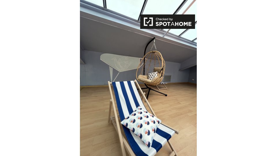 Immagine 12 di Camera condivisa in affitto  in Via Anton Giulio Barrili a Milano