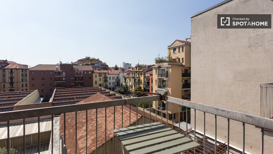 Immagine 4 di Camera condivisa in affitto  in Via Donatello a Milano