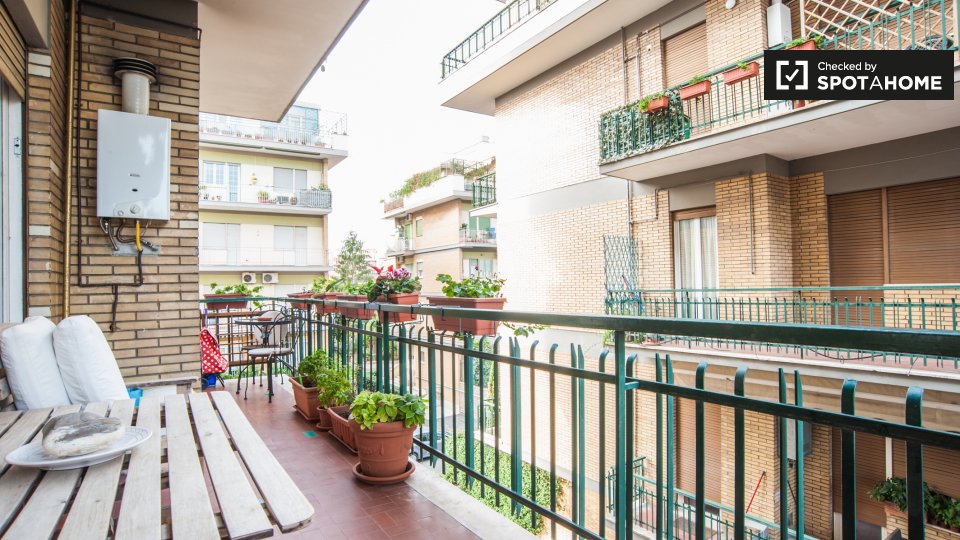 Immagine 14 di Camera condivisa in affitto  in Via Giuseppe Allievo, 00135 Roma RM, Italy a Roma