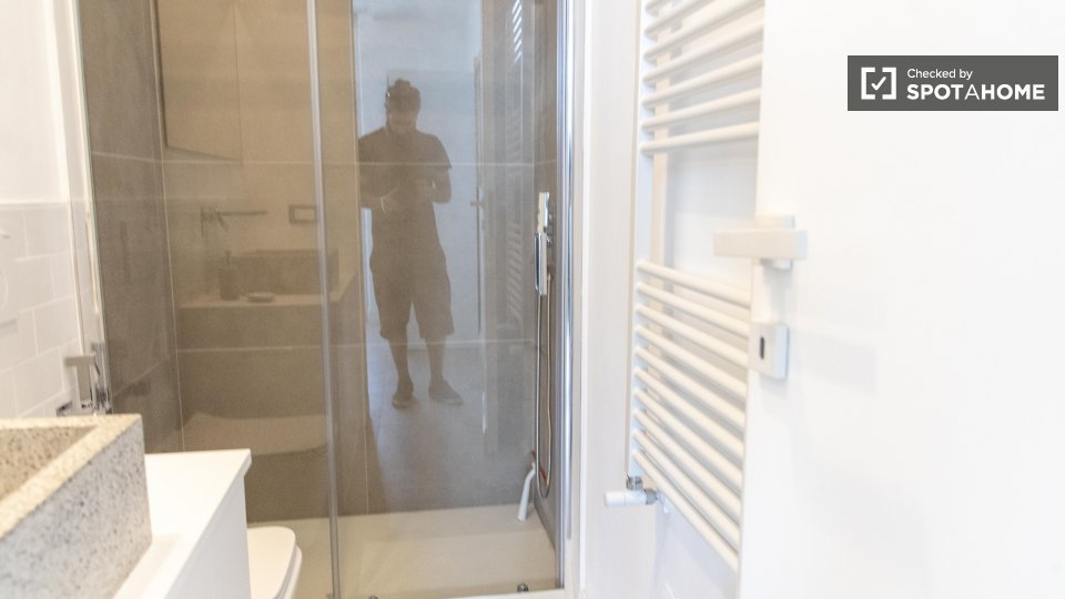 Immagine 2 di Appartamento in affitto  in Via Pietro Maffi a Roma