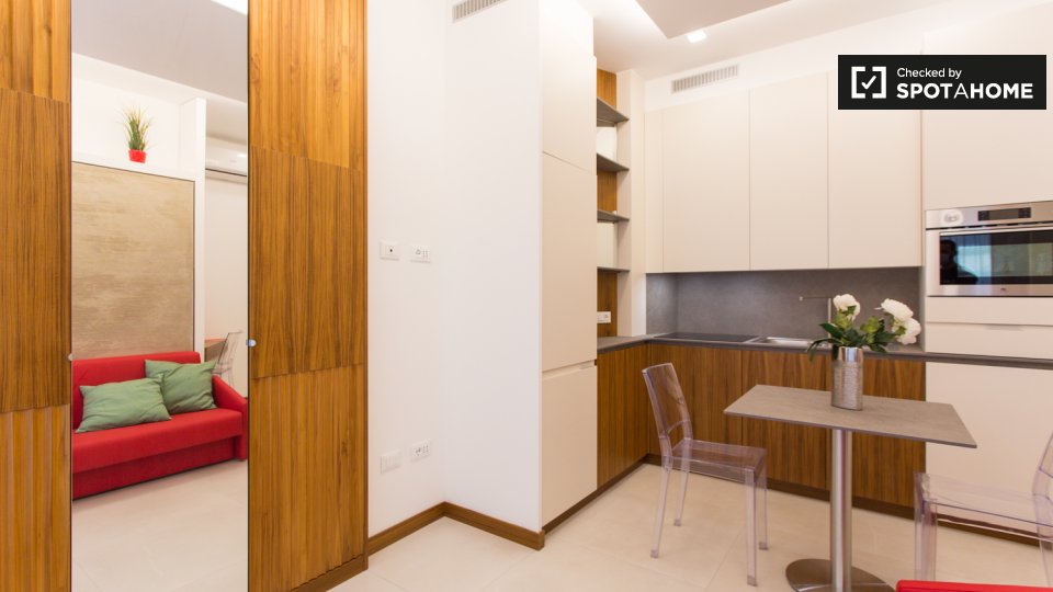 Immagine 6 di Ufficio in affitto  in Corso Italia a Milano