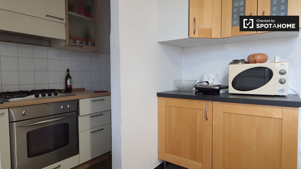 Immagine 8 di Camera condivisa in affitto  in Via Castelbarco a Trento