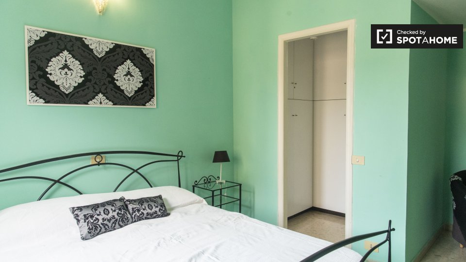 Immagine 17 di Appartamento in affitto  in Via Francesco Caracciolo a Roma