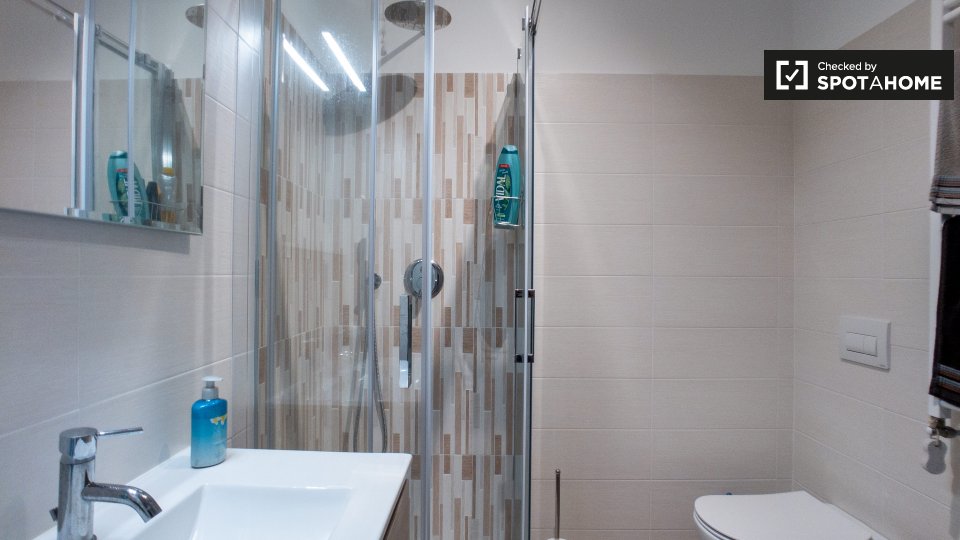 Immagine 8 di Camera condivisa in affitto  in Via Risorgimento, 11, 20093 Cologno Monzese MI, Italy a Cologno Monzese