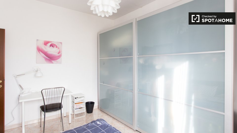 Immagine 6 di Camera condivisa in affitto  in Viale Tibaldi, 20141 Milano MI, Italy a Milano