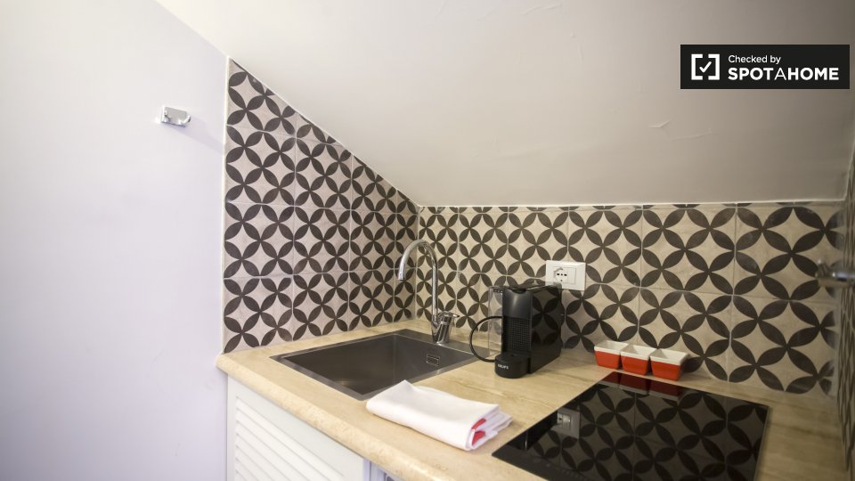 Immagine 13 di Ufficio in affitto  in Borgo Pio a Roma