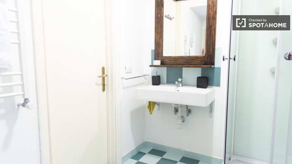 Immagine 3 di Appartamento in affitto  in Via Giovanni Antonelli a Roma