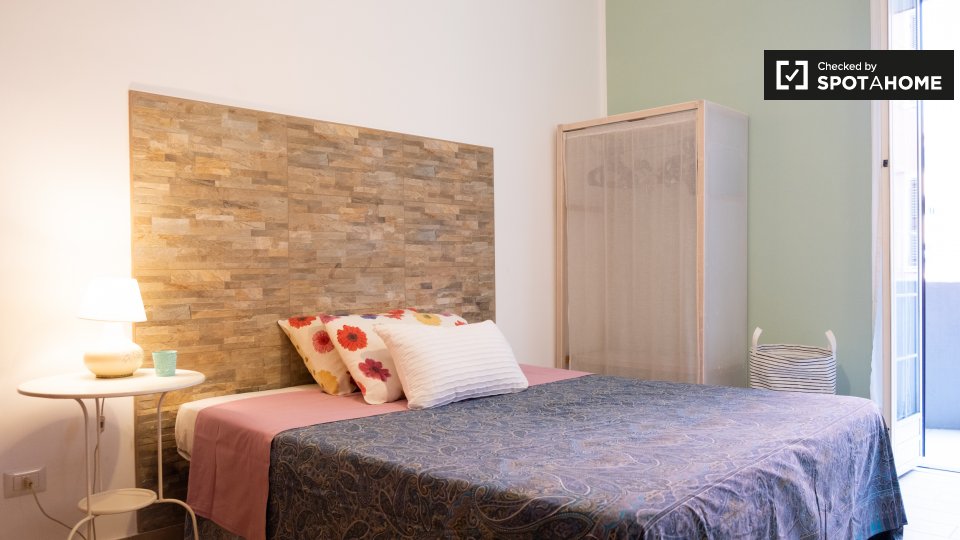 Immagine 11 di Camera condivisa in affitto  in Via dei Campani, 00185 Roma RM, Italy a Roma