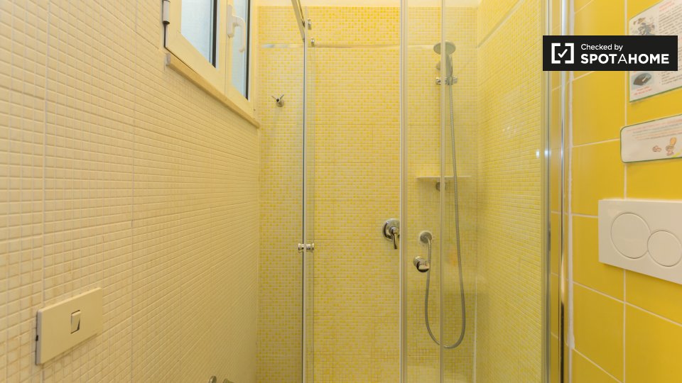 Immagine 15 di Ufficio in affitto  in Via Vitruvio a Milano