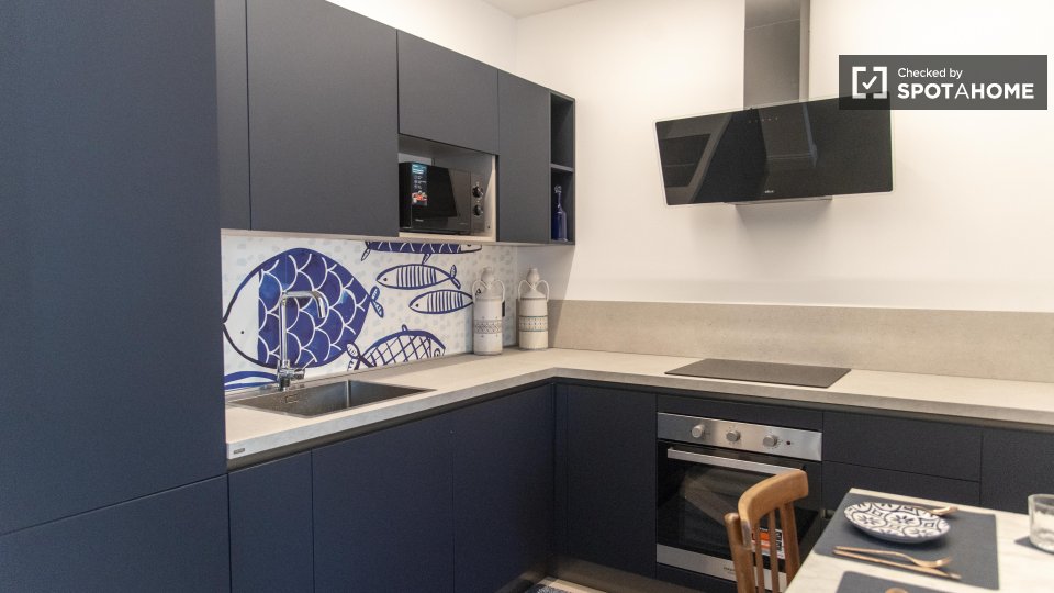 Immagine 19 di Appartamento in affitto  in Via Pietro Maffi a Roma