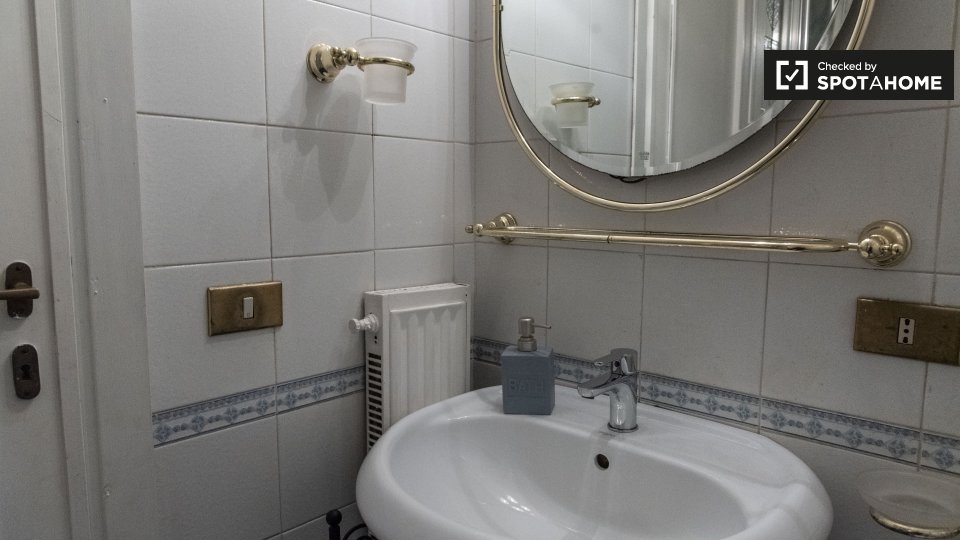 Immagine 18 di Ufficio in affitto  in Piazza di S. Egidio a Roma