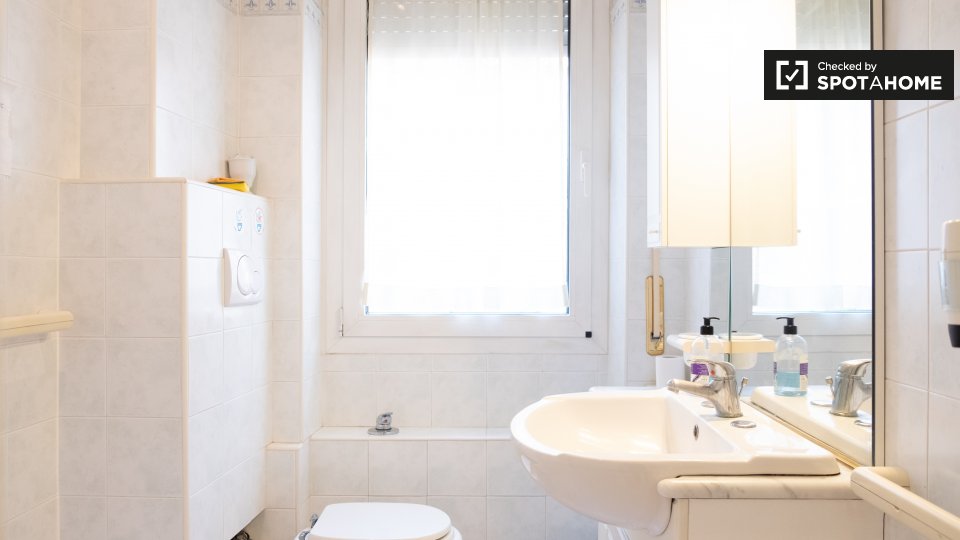 Immagine 10 di Ufficio in affitto  in Via Capitan Bavastro, 00154 Roma RM, Italy a Roma