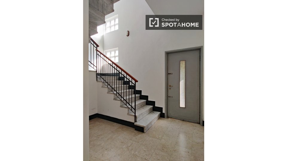 Immagine 11 di Camera condivisa in affitto  in Via Eugenio Villoresi a Inveruno