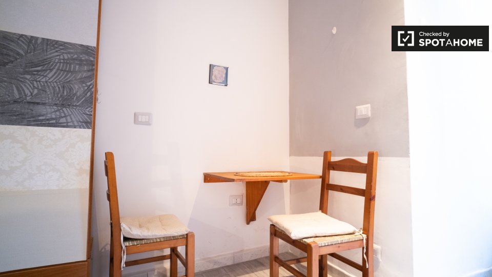 Immagine 3 di Ufficio in affitto  in Via Ettore Giovenale Roma RM, Italy a Roma