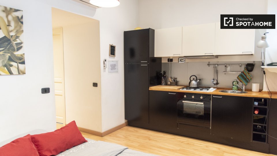 Immagine 15 di Appartamento in affitto  in Via dei Sabelli, 00185 Roma RM, Italy a Roma