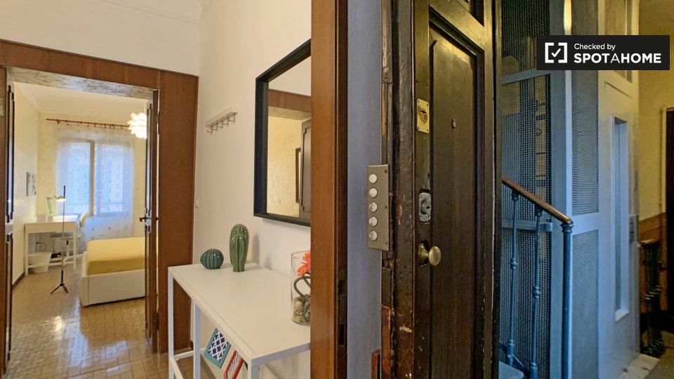 Immagine 8 di Camera condivisa in affitto  in Via Gaudenzio Ferrari, 20123 Milano MI, Italy a Milano